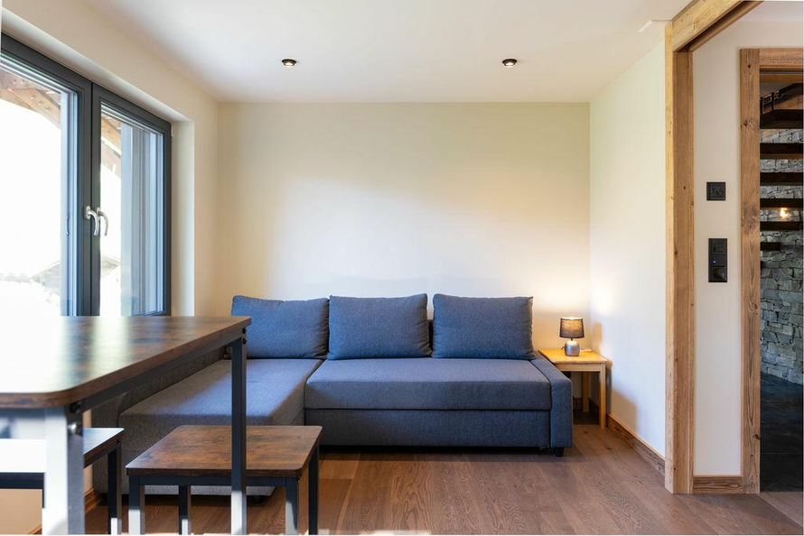 Studio Aigle lounge with sofa bed